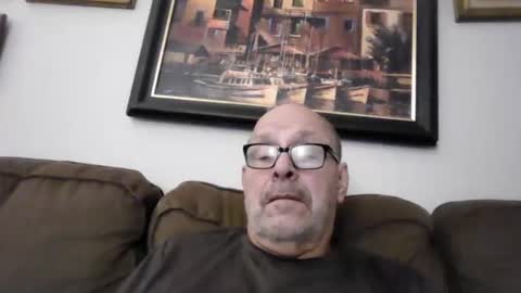 Snapshot of kfries chatting on 09.22.25 Kent online show from 09.22.25