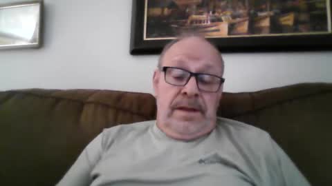 Snapshot of kfries chatting on 09.29.25 Kent online show from 09.29.25