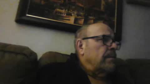 Snapshot of kfries chatting on 10.07.25 Kent online show from 10.07.25