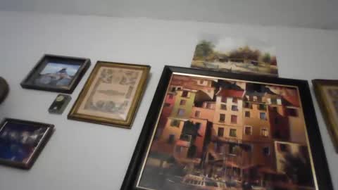 Snapshot of kfries chatting on 10.08.25 Kent online show from 10.08.25