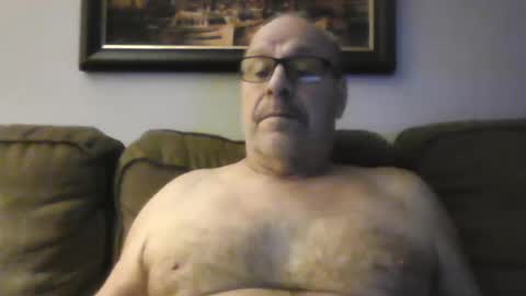 Snapshot of kfries chatting on 10.10.25 Kent online show from 10.10.25