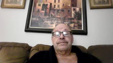 Snapshot of kfries chatting on 10.16.25 Kent online show from 10.16.25