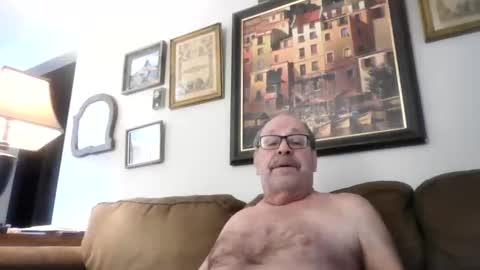 Snapshot of kfries chatting on 11.07.25 Kent online show from 11.07.25