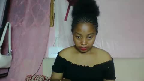 Snapshot of khaissa chatting on 04.22.26 khaissa online show from 04.22.26