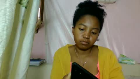 Snapshot of khaissa chatting on 05.21.26 khaissa online show from 05.21.26