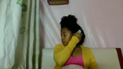 Snapshot of khaissa chatting on 06.24.26 khaissa online show from 06.24.26