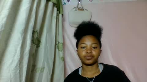 Snapshot of khaissa chatting on 06.29.26 khaissa online show from 06.29.26