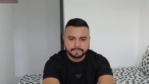 Snapshot of khalidferrer chatting on 03.02.25 khalid ferrer online show from 03.02.25