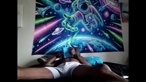 Snapshot of khalifa_wadud chatting on 02.20.25 Diamondglove online show from 02.20.25
