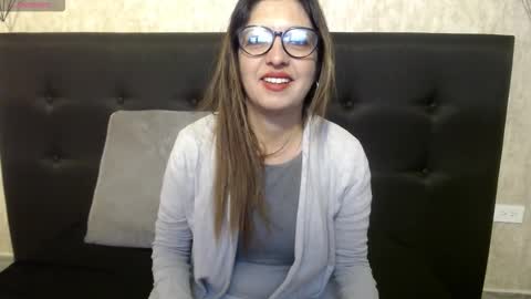 Snapshot of khatyusk chatting on 10.19.25 Khatyusk online show from 10.19.25