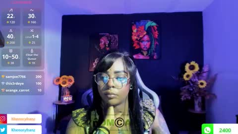 Snapshot of khenoryfranz chatting on 10.23.25 Khenory online show from 10.23.25