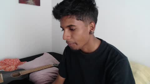 khevinlopezonig online show from 12.28.24