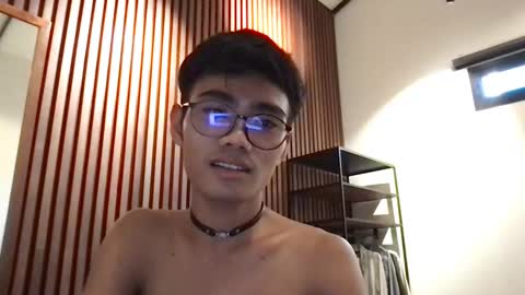 Snapshot of khkitty73 chatting on 03.11.25 khkitty73 online show from 03.11.25