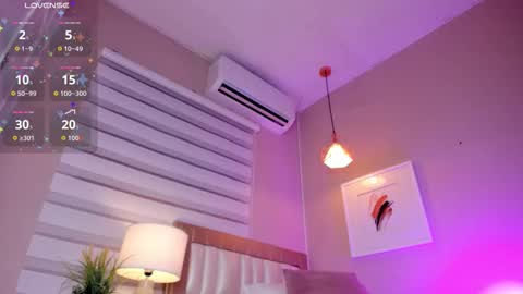 Snapshot of khloe_sweeet chatting on 10.17.25 khloe_sweeet online show from 10.17.25