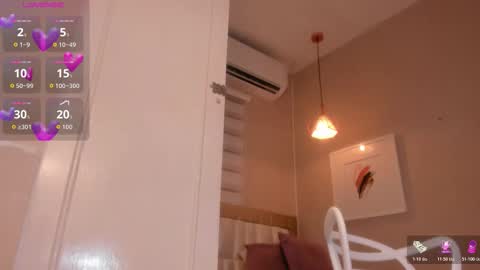 Snapshot of khloe_sweeet chatting on 10.30.25 khloe_sweeet online show from 10.30.25