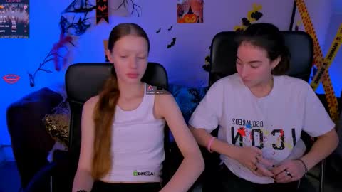 Snapshot of khloebeauty chatting on 11.04.25 khloebeauty online show from 11.04.25