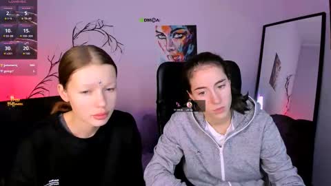 Snapshot of khloebeauty chatting on 11.08.25 khloebeauty online show from 11.08.25