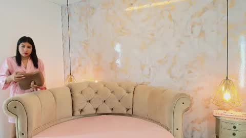 Khloe online show from 11.26.25