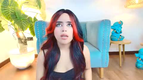 Snapshot of khloejohnson chatting on 11.03.25 khloejohnson online show from 11.03.25