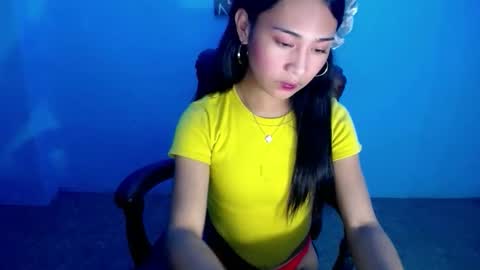 Snapshot of kiana4uxoxo chatting on 11.12.25 Kiana online show from 11.12.25