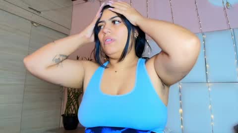 Snapshot of kiana_cream chatting on 01.23.25 N M online show from 01.23.25