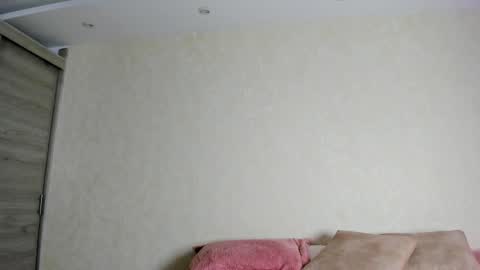 Snapshot of kiana_cream chatting on 10.09.25 N M online show from 10.09.25