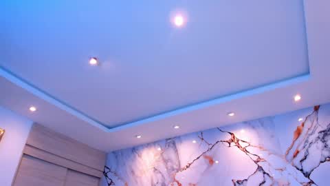    N         M online show from 04.15.26