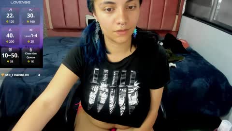 kiara Cruz online show from 09.26.25