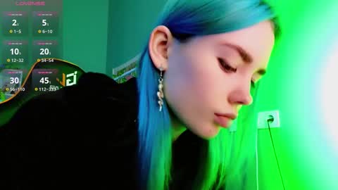 Kira online show from 09.25.25