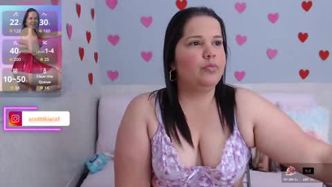 Snapshot of kiara_scottt chatting on 09.30.25 Kiara online show from 09.30.25