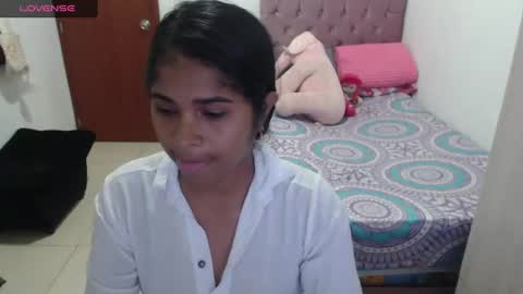 Kiara online show from 03.05.25