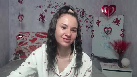 Snapshot of kiaracriegs chatting on 02.14.26 Kara online show from 02.14.26