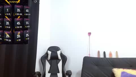 Snapshot of kiararider chatting on 10.15.25 KiaraRider online show from 10.15.25