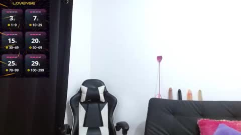 Snapshot of kiararider chatting on 10.27.25 KiaraRider online show from 10.27.25