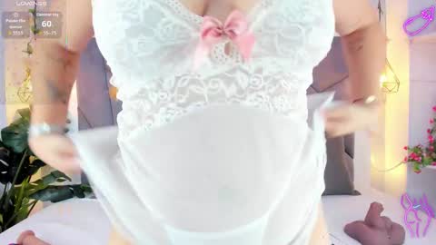 Snapshot of kiarhatrixie chatting on 10.16.25 kiarha online show from 10.16.25