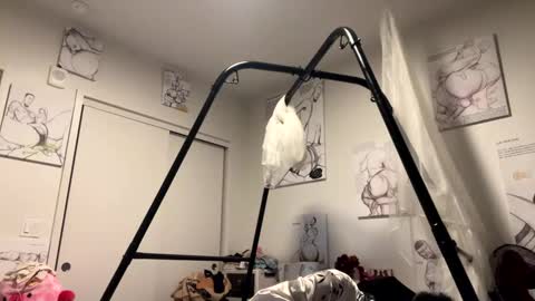 Snapshot of kibrombariu45 chatting on 12.28.24 HunneysPlayRoom online show from 12.28.24