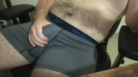 Snapshot of kickboxer04 chatting on 11.15.25 kickboxer04 online show from 11.15.25