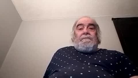 Snapshot of kickinme chatting on 11.08.25 KICKINME online show from 11.08.25