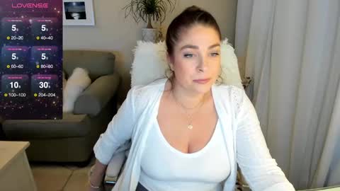 Kiera Reines online show from 12.24.24