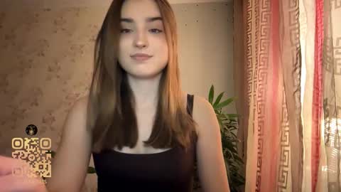 Ola my name is Lissa  Lets hit 10 Thumbs Up together   online show from 02.05.26