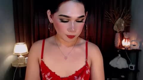 Im Mia online show from 09.13.25