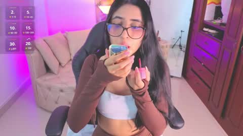 Snapshot of kiim__samanta chatting on 10.07.25 kiim__samanta online show from 10.07.25