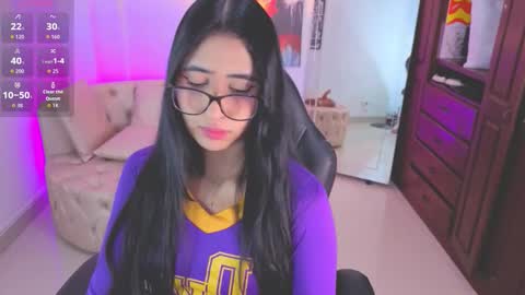 Snapshot of kiim__samanta chatting on 10.17.25 kiim__samanta online show from 10.17.25