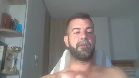 HotMachine online show from 09.28.25