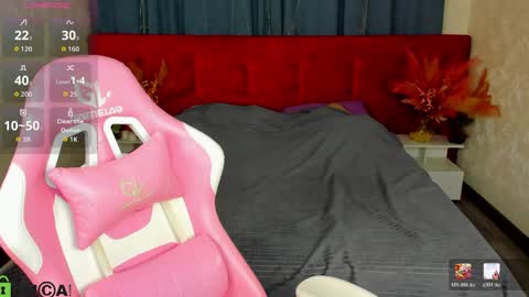 Snapshot of kiki_shanel chatting on 05.26.26 Kiki online show from 05.26.26