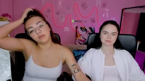 kiki_swan online show from 07.12.26
