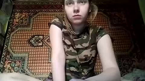 kikibang_ online show from 10.17.25