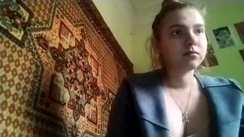 kikibang_ online show from 12.01.25