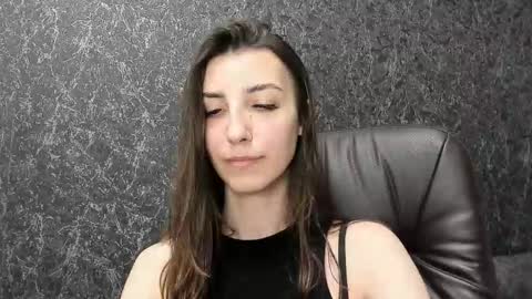 Snapshot of kikies_ chatting on 09.24.25 Mika and Miranda online show from 09.24.25