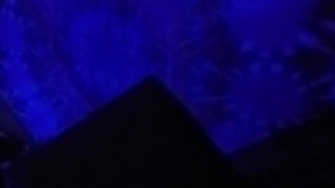 kikilovespartylights online show from 11.07.25